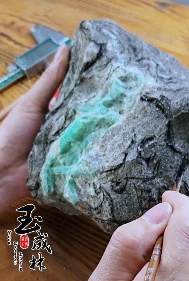 祖母绿大骷髅头骨 工艺制作视频