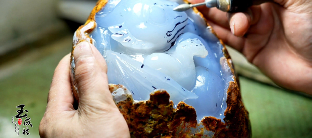 蓝玉髓小恐龙 工艺制作视频